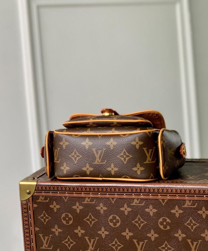 Louis Vuitton Cargo Wearable Wallet - Luxury G69 M14742 Brown